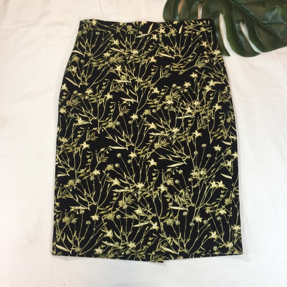 BANANA REPUBLIC | pencil skirt